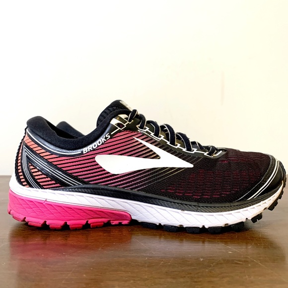 ladies brooks ghost 10
